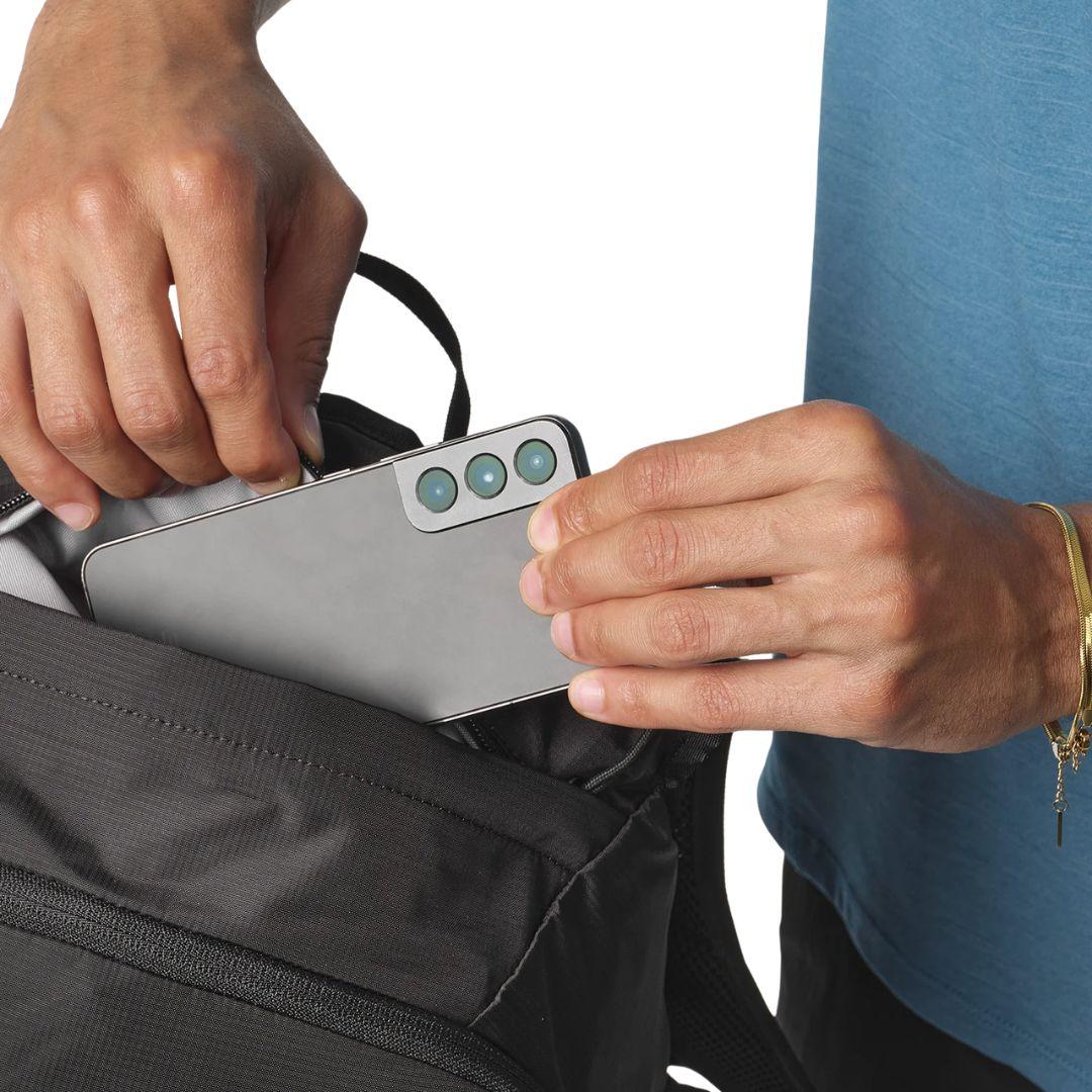 Salomon Trailblazer 20 Hiking Backpack